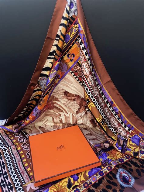 hermes la femme aux semelles de vent|Hermès La Femme aux Semelles de Vent 90 cm Silk Scarf .